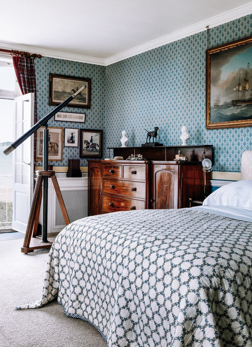 Traditional Bedroom Decor : 75 Beautiful Traditional Bedroom Pictures