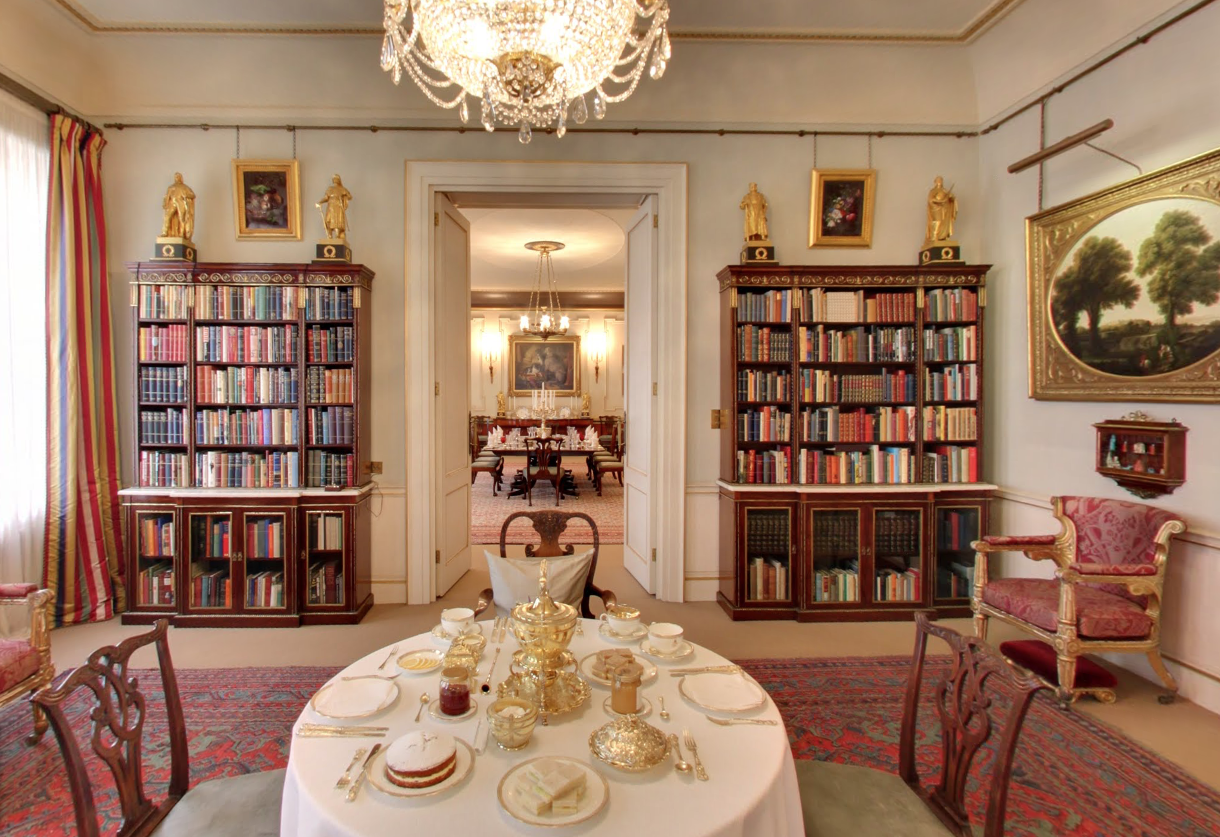 inside-clarence-house-prince-charles-home-scene-therapy